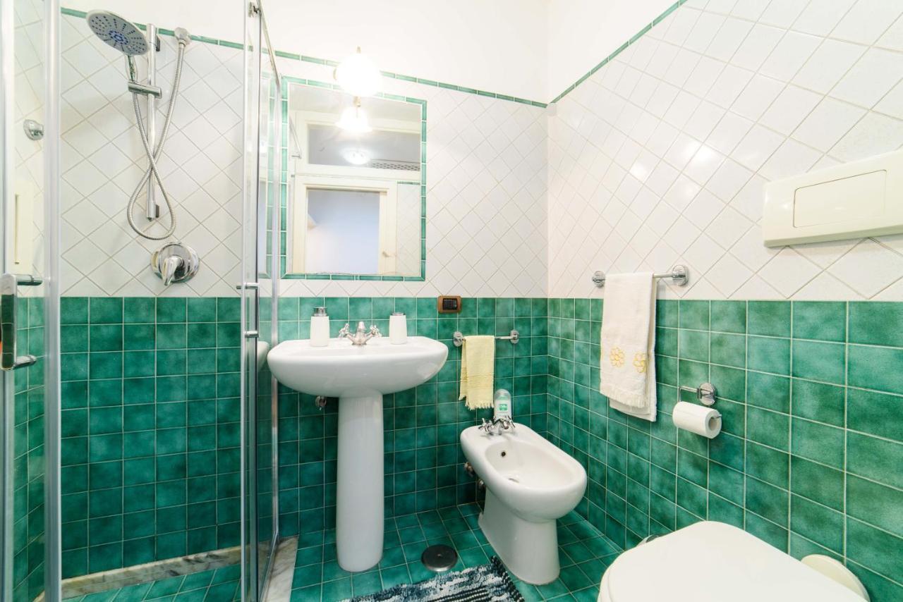 Ferienwohnung Dimora Bibbo Salerno Exterior foto