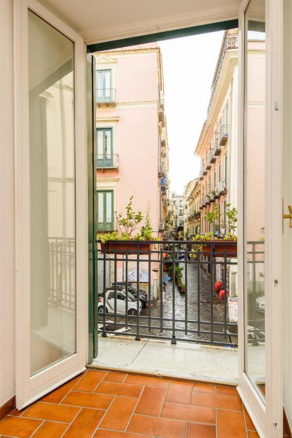 Ferienwohnung Dimora Bibbo Salerno Exterior foto
